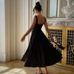 Elegant Square Neck Sleeveless Dress - Image 4